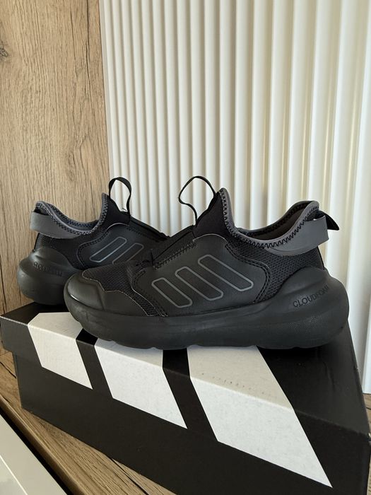 Кросівки adidas на хлопчика