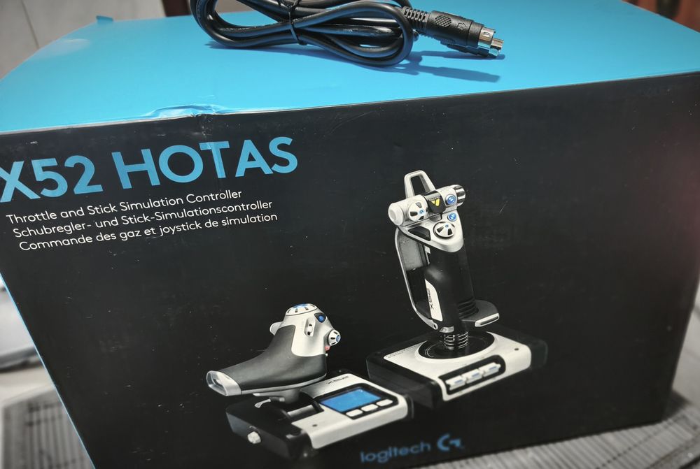 Logitech X-52 Hotas