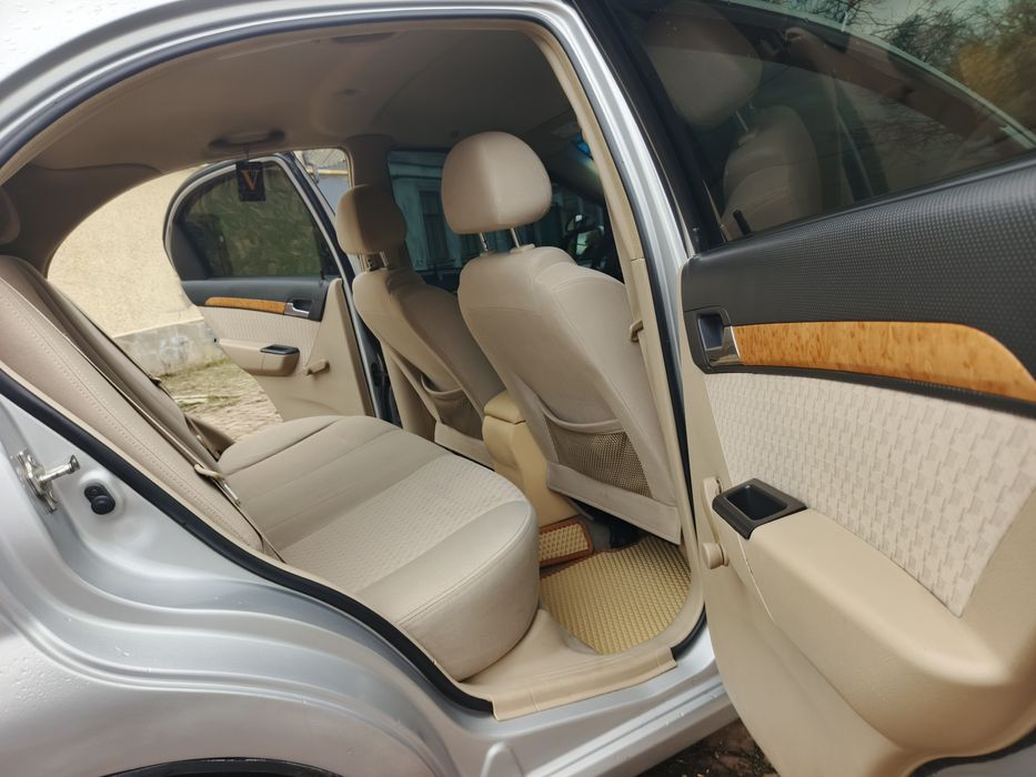 Здам в оренду під таксі/ власних потреб