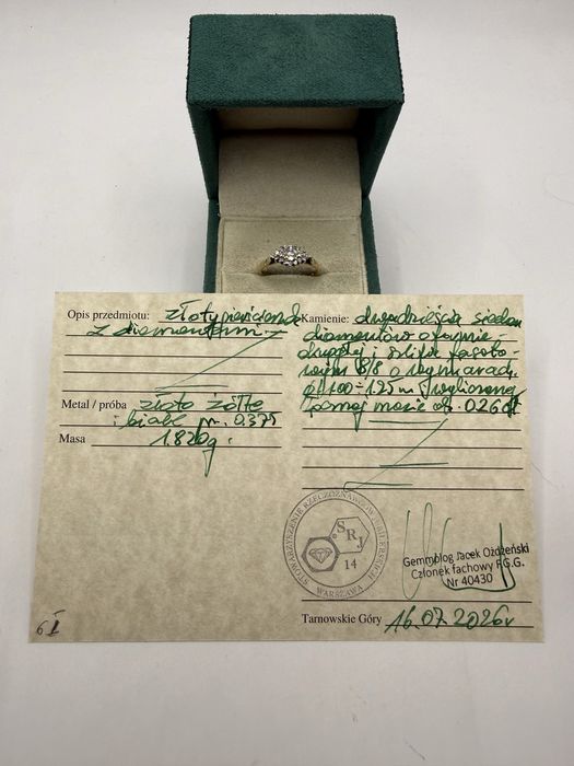 Złoty pierścionek z diamentami 0,26ct