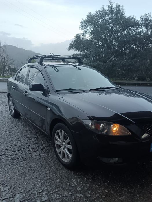 Mazda 3 Sedan...