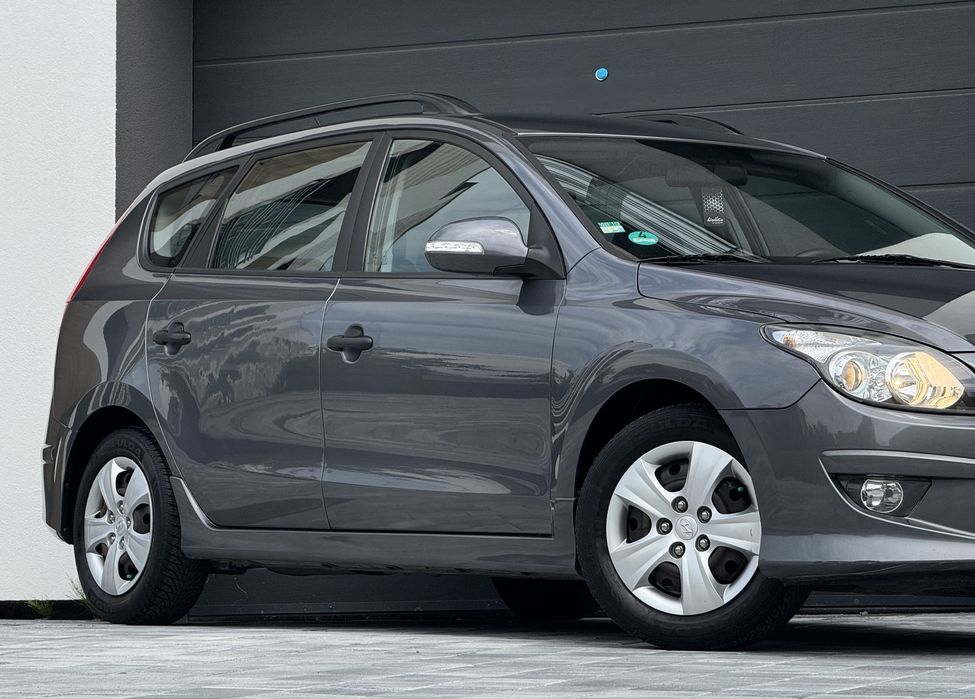 Продам Hyundai i30 2011 1.6 дизель Універсал у чудовому стані