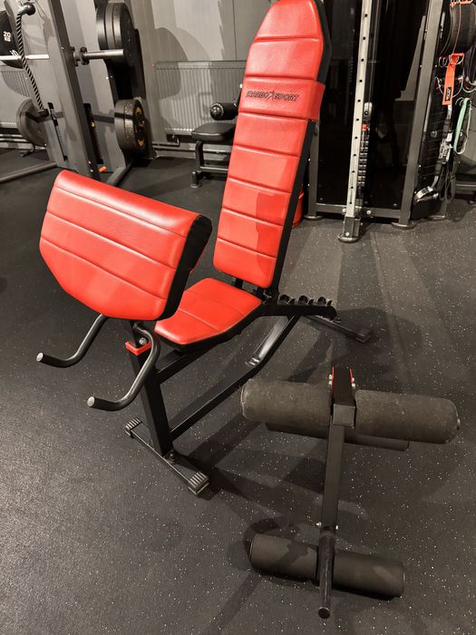 Ławeczka treningowa regulowana z modlitewnikiem i prasą