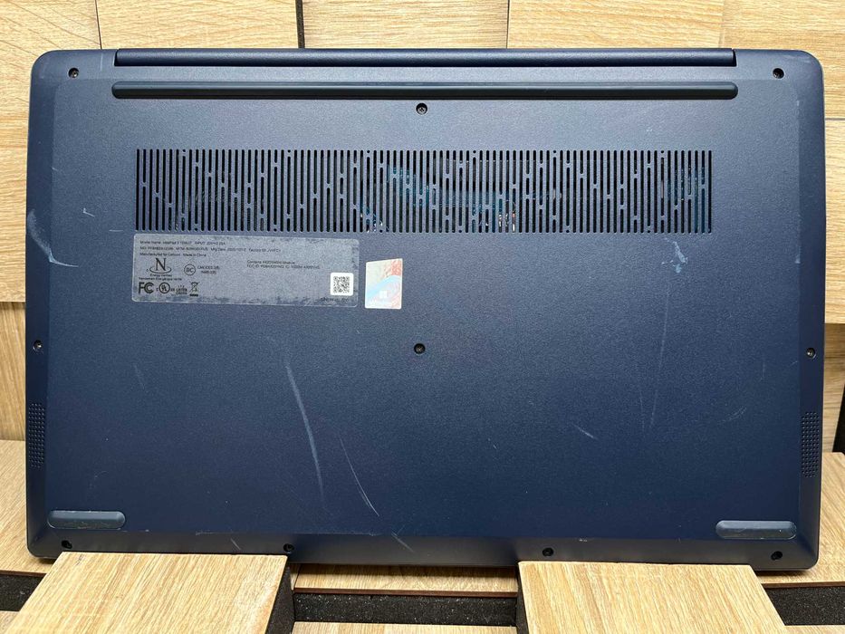 №5262 Ноутбук Lenovo IdeaPad 3 15IAU7 15.6"/i5-1235U/8Gb/SSD256