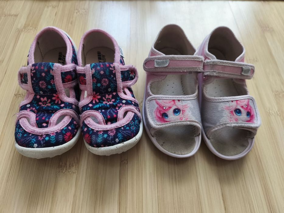 Капці для дівчинки 26