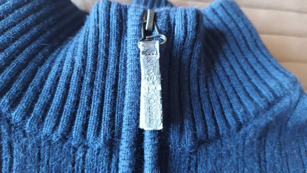 Camisola azul marinho da Throttleman