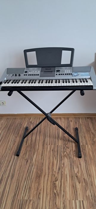 Keyboard Yamaha PSR E E413 idealny do nauki!