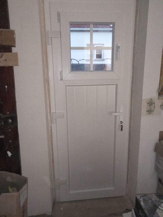 Portas e janelas oscilobatente Pvc