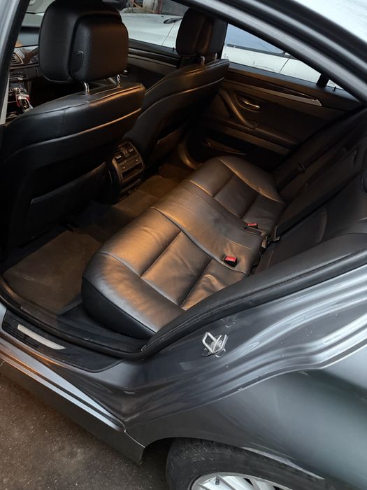 BMW F10 535i XDrive 2012