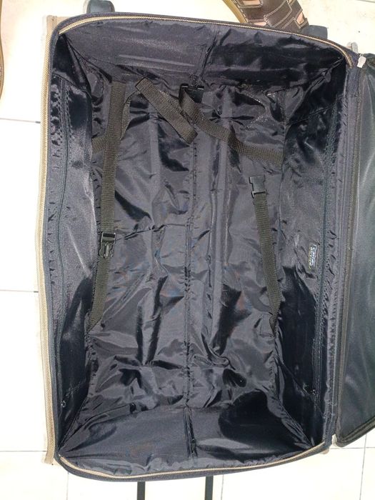 Mala de viagem com rodas. Marca: Camel Active