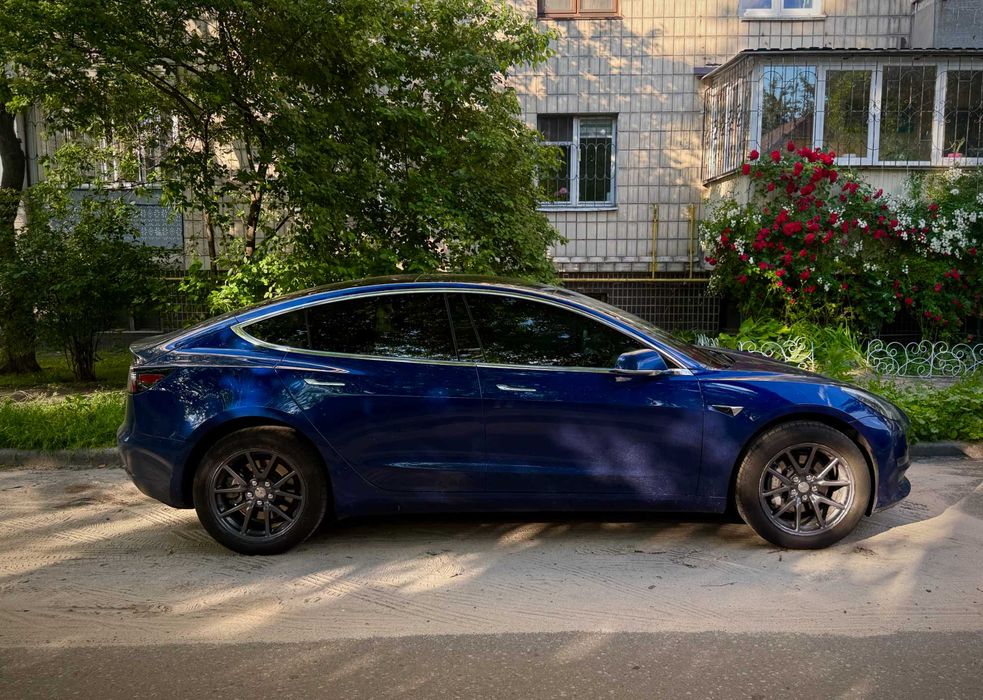 Tesla Model 3 оренда з правом викупу