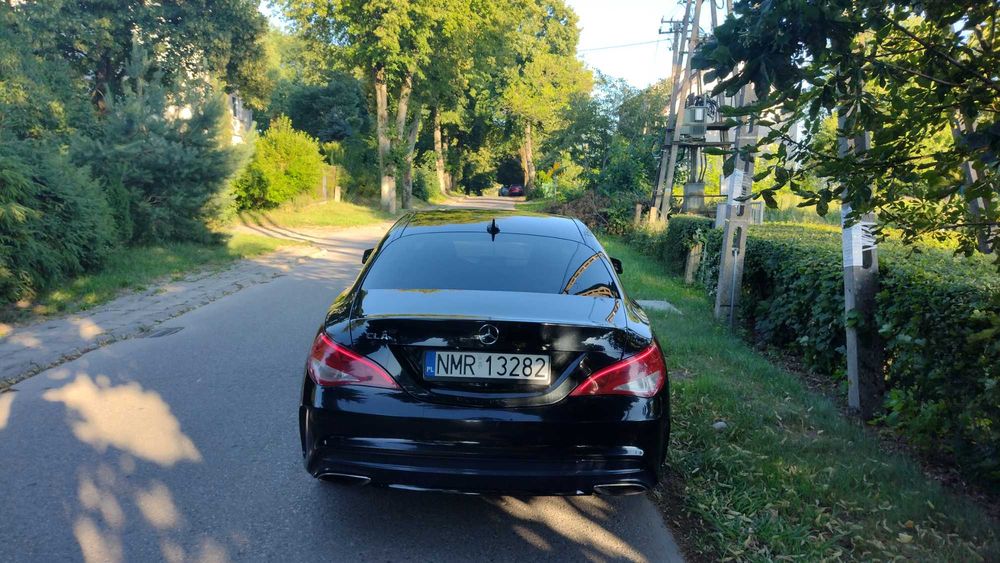 Sprzedam samochód Mercedes CLA 180 AMG Line