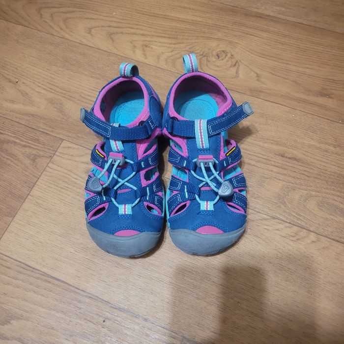 Босоніжки, сандалі Keen p. 30/31