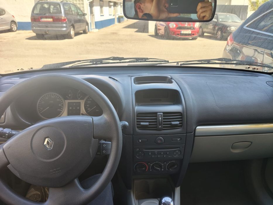 Renault Clio 1.0 Gasolina 2002