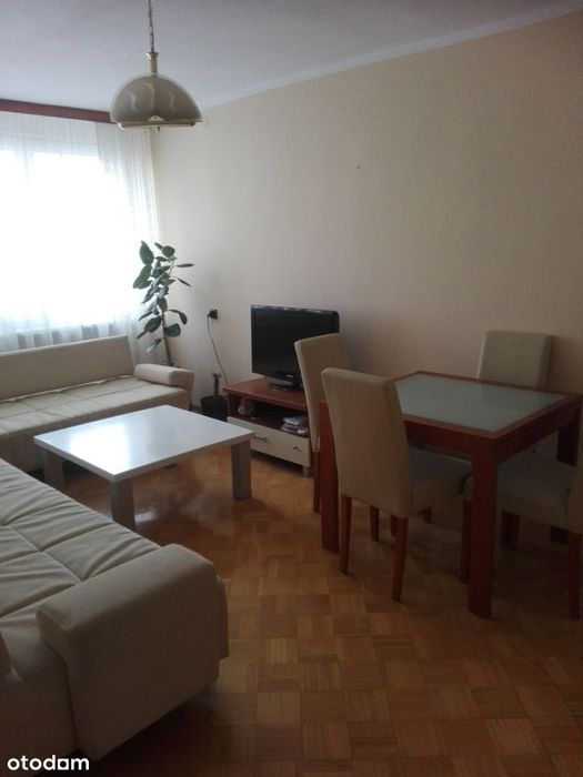 Mieszkanie w Lubinie,3 pokoje,II piętro,dwustronne