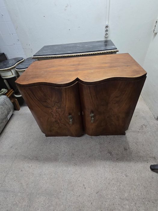 Aparador / Armario de Apoio / Madeira Maciça