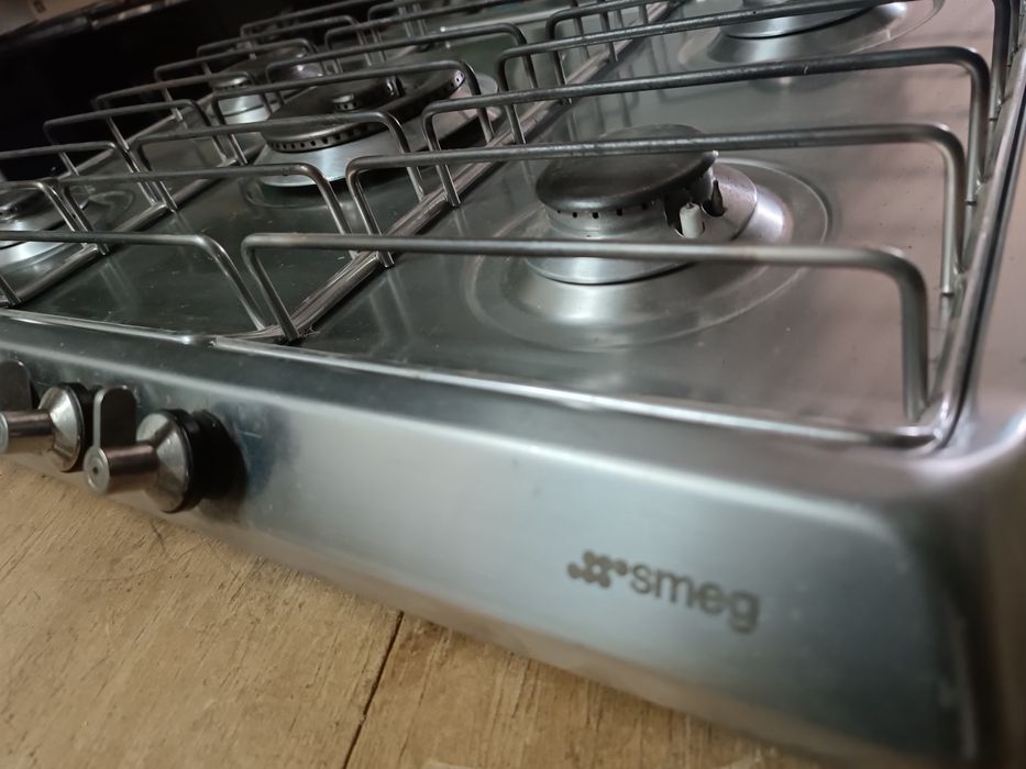 Placa gás natural smeg 5 bicos + placa grelhados