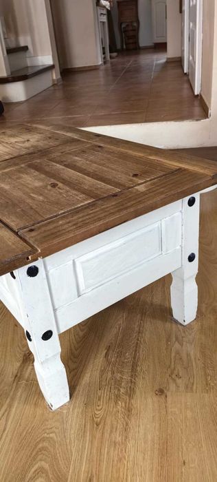 Stylowa ława, stolik kolonialny