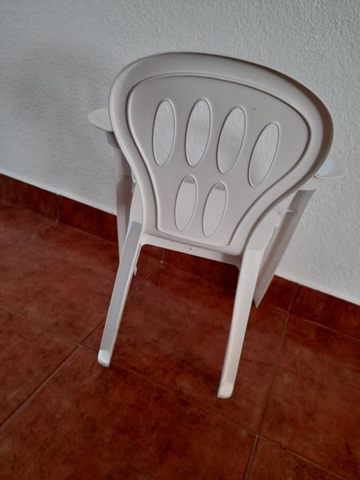 - Cadeira de jardim para criança -
