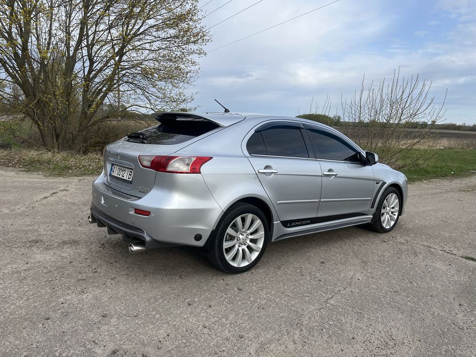 Mitsubishi lancer x