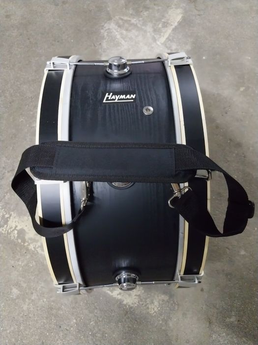 Vendo bombo impecavel