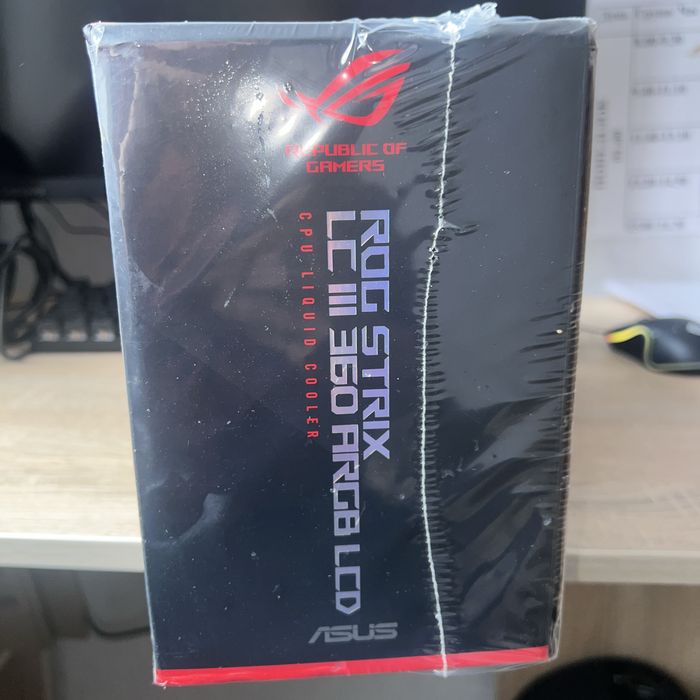 Водяне охолодження ASUS ROG STRIX LC III 360 ARGB LCD
