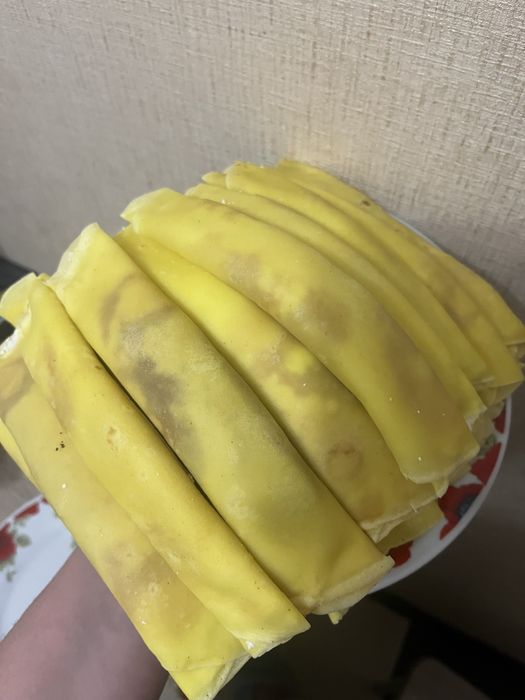 Домашня їжа (вареники, пельмені, налисники)