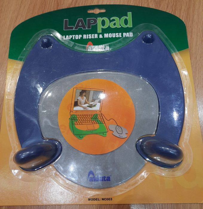 Комплект подставка для ноутбука и коврик для мышки Aidata NC003B новый