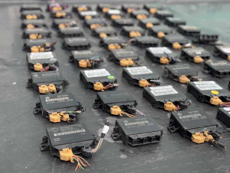 блок парктроника passat b6 гольф 5 шкода а5 парктроников пассат Б6