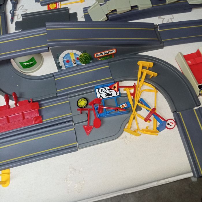 Vendo Kit matchbox 400 e 100