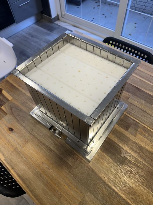 Máquina de espetadas - capacidade de produçao 72