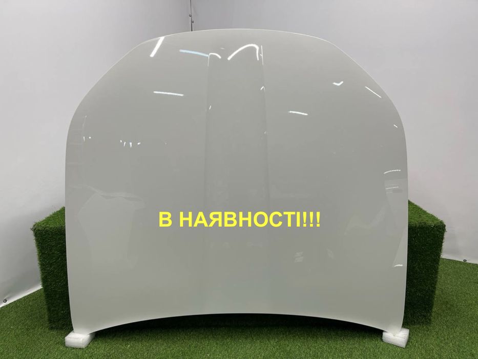 Капот комплектний BMW G70