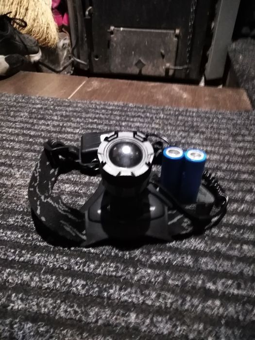 Продам фанарик налобний