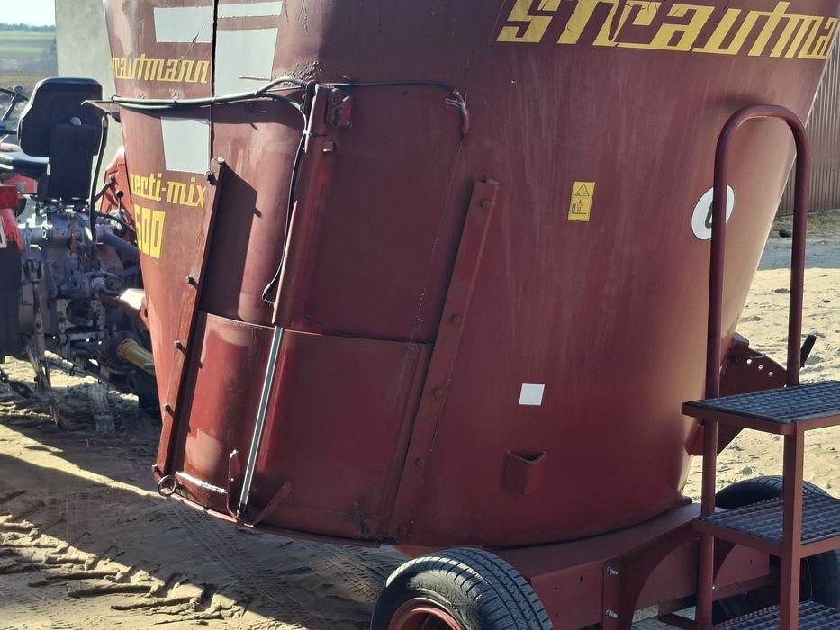 Wóz Paszowy Strautmann Verti mix