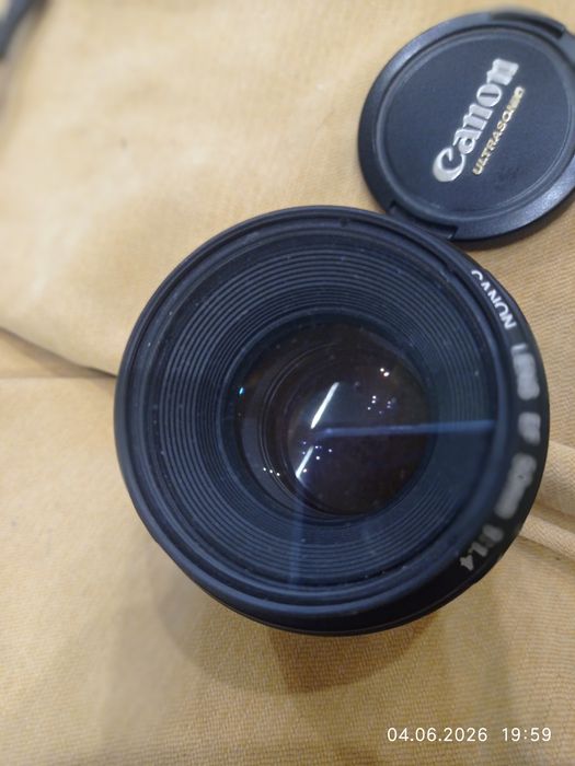 Объектив Canon EF 50mm 1: 1.4 usm