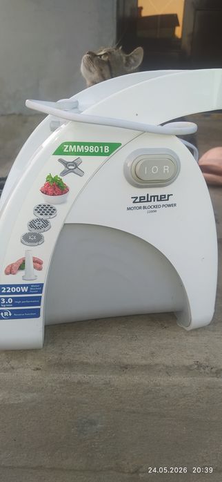 Продам мясорубку Zelmer 2.2 кВт