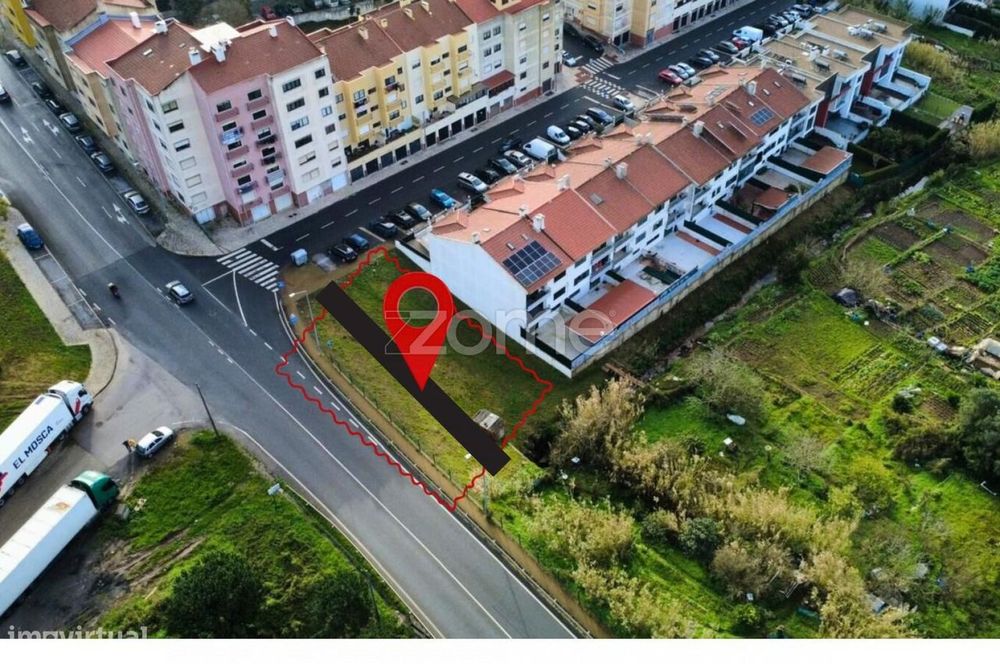 Venda de Terreno em Monte Abraão