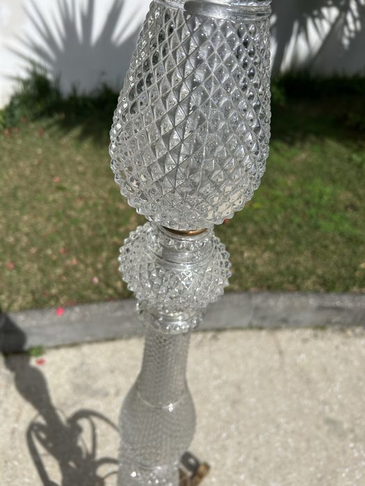 Candeeiro metal e cristal