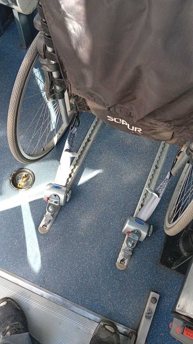 Cintos fixação cadeiras rodas