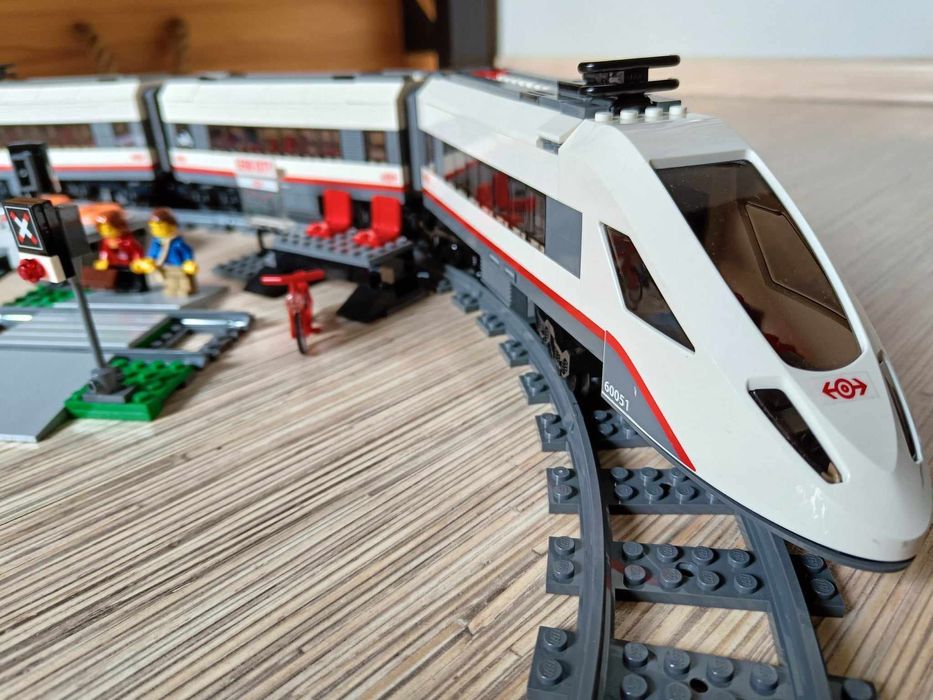 Lego 60051 superszybki pociąg pasażerski