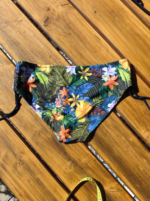 Dół od bikini M,  szerokość pas 38  sran dobry,