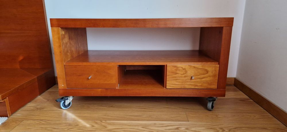 Móvel TV em cerejeira