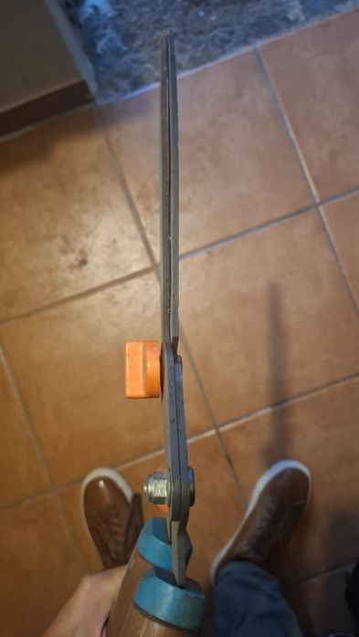 Tesoura de poda de sebes