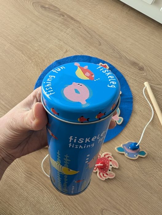 Gra w łowienie rybek na magnes