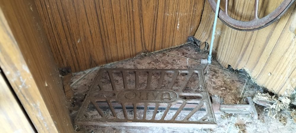 Máquina costura Olivia