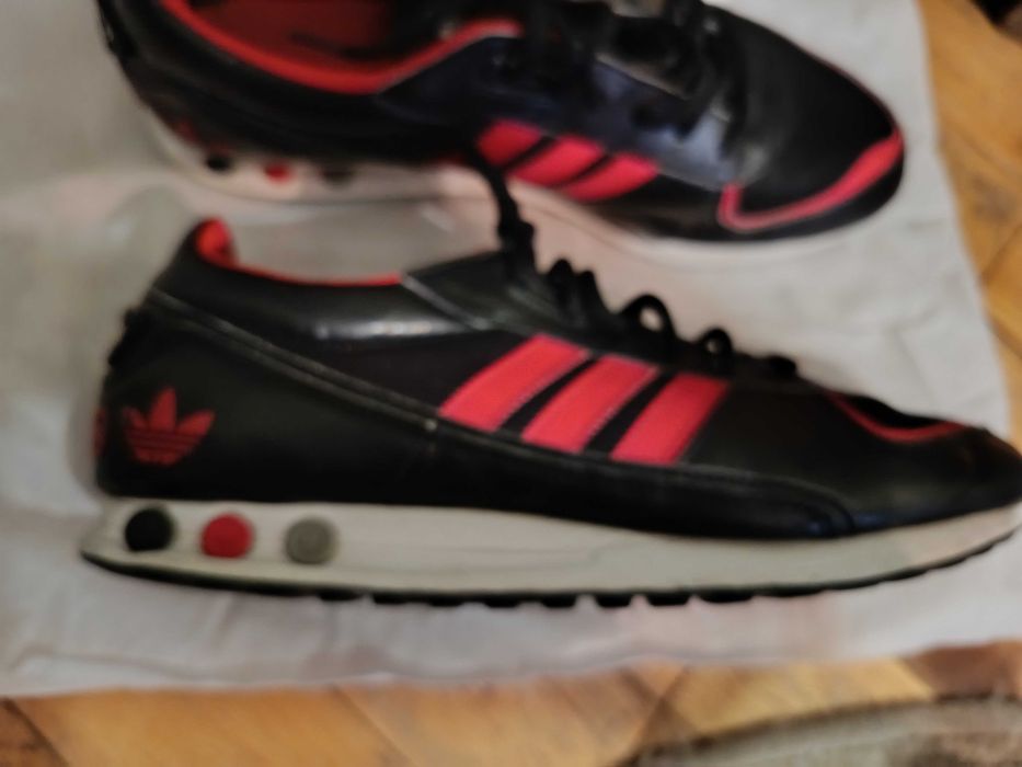Кроссовки Adidas