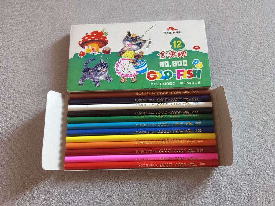 Kredki ołówkowe CHIŃSKIE z PRL - Nowe