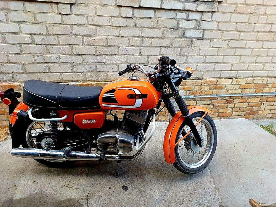 Ява ,Чезет 472.5 12в.