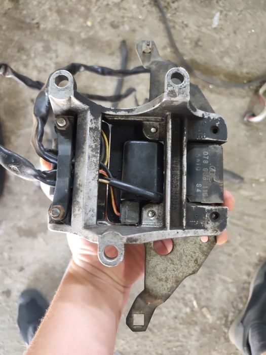 Катушки запалювання Audi 100 C4 A6 C4 2.6 v6 бензин Ауді 100 2.6