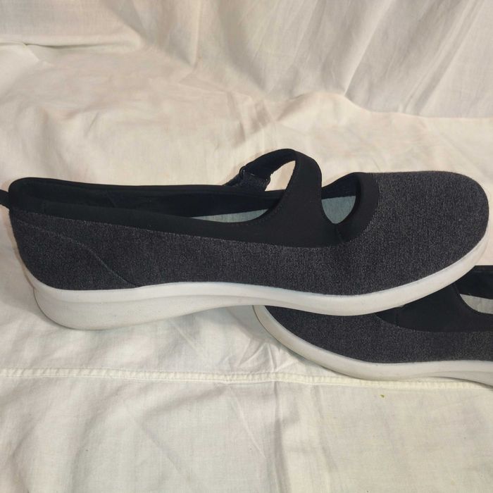 Жіночі туфлі Clarks Sillian 2.0 Soul Mary Jane Flat, 44 розмір